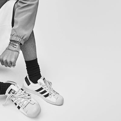 Pánské tenisky: Adidas, Premiata, On Running a ikonické značky
