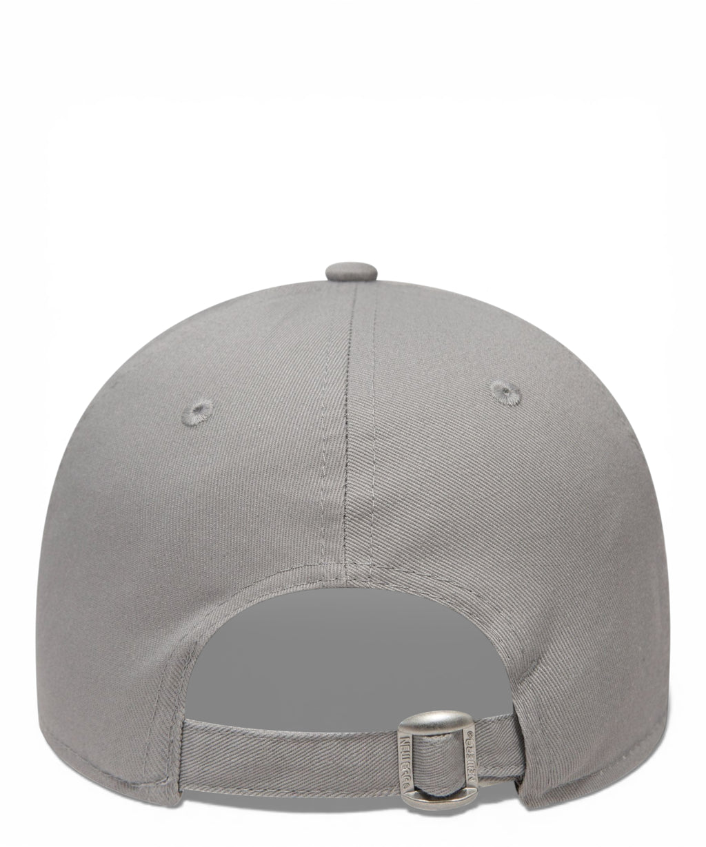 New Era Yankees 9FORTY Cap with embroidered logo