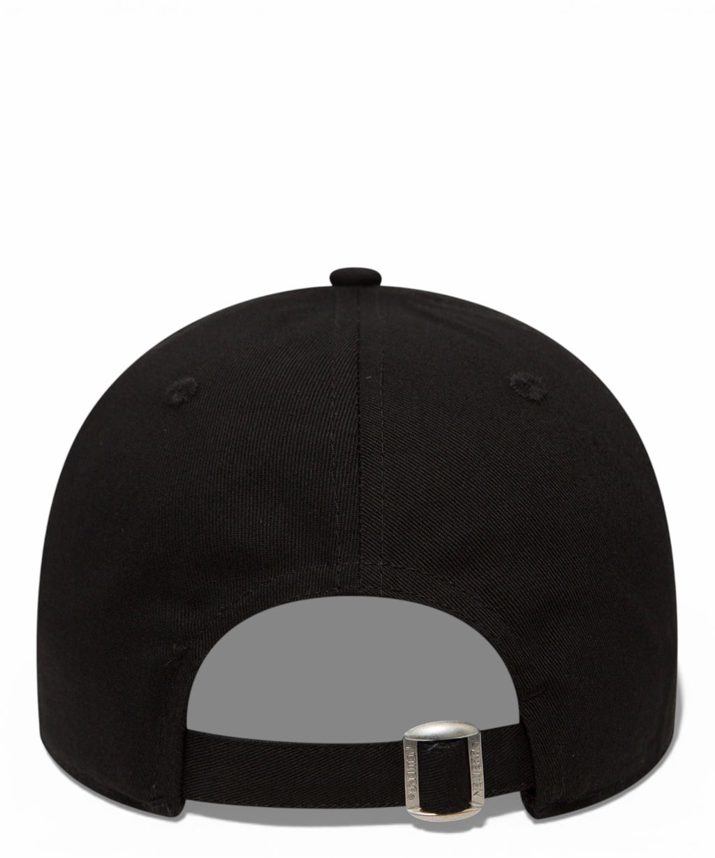New Era Yankees 9FORTY Cap with embroidered logo