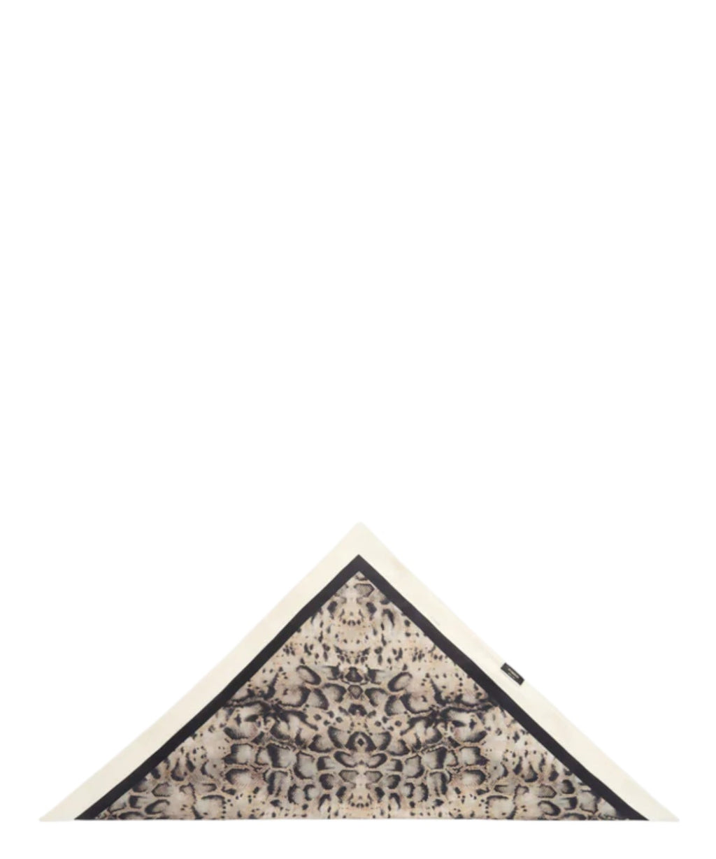 Swing Triangular Scarf in Silk Blend