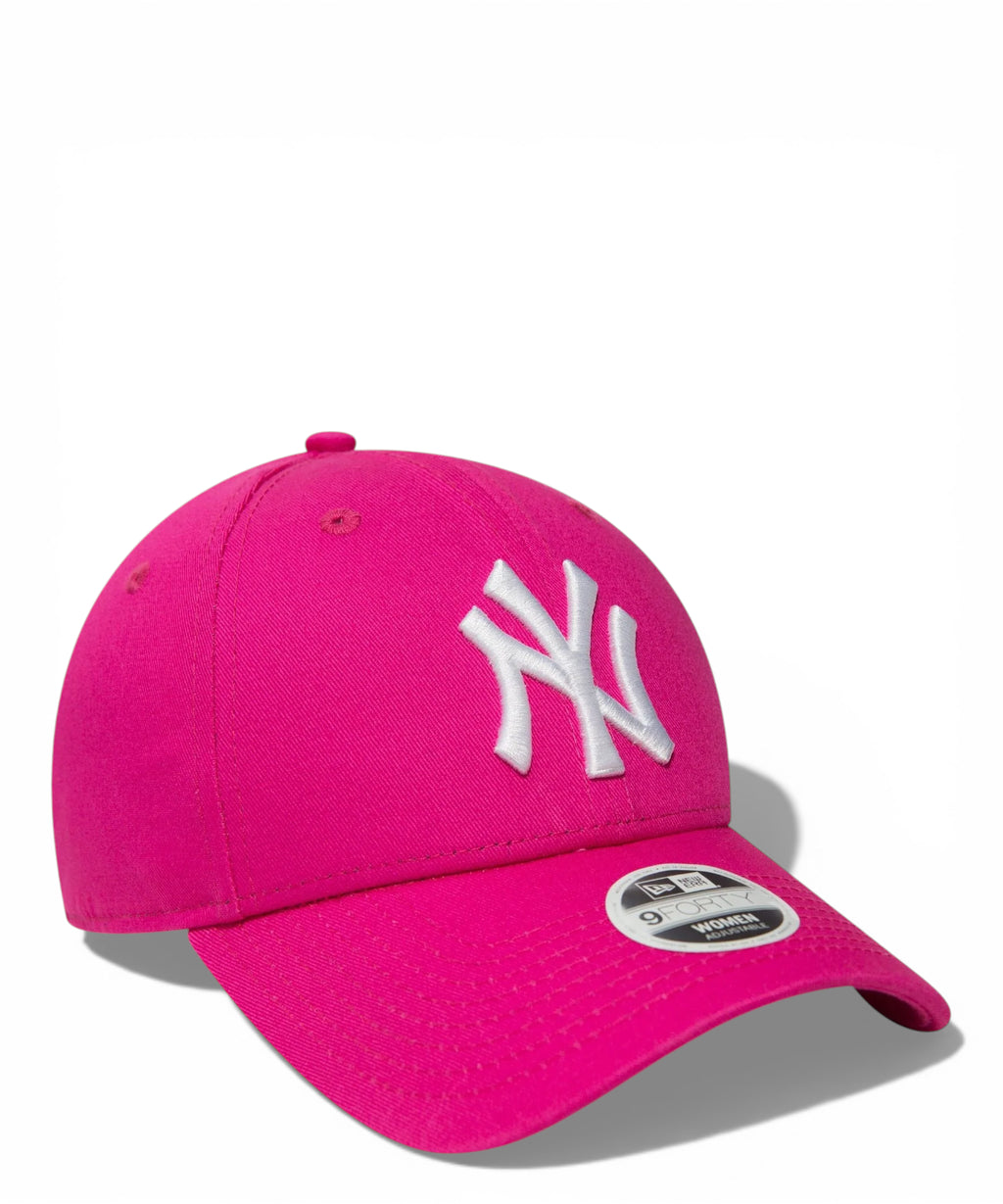 New Era Yankees 9FORTY Essential Adjustable Cap