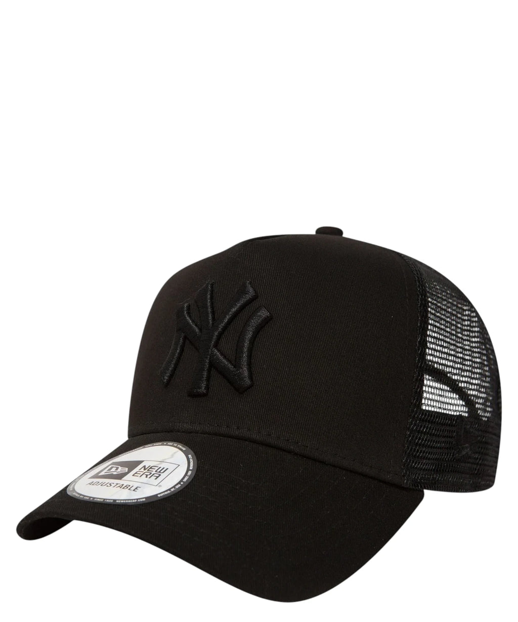 New Era Yankees 9FORTY E-Frame Trucker Hat
