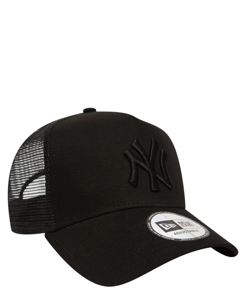New Era Yankees 9FORTY E-Frame Trucker Hat