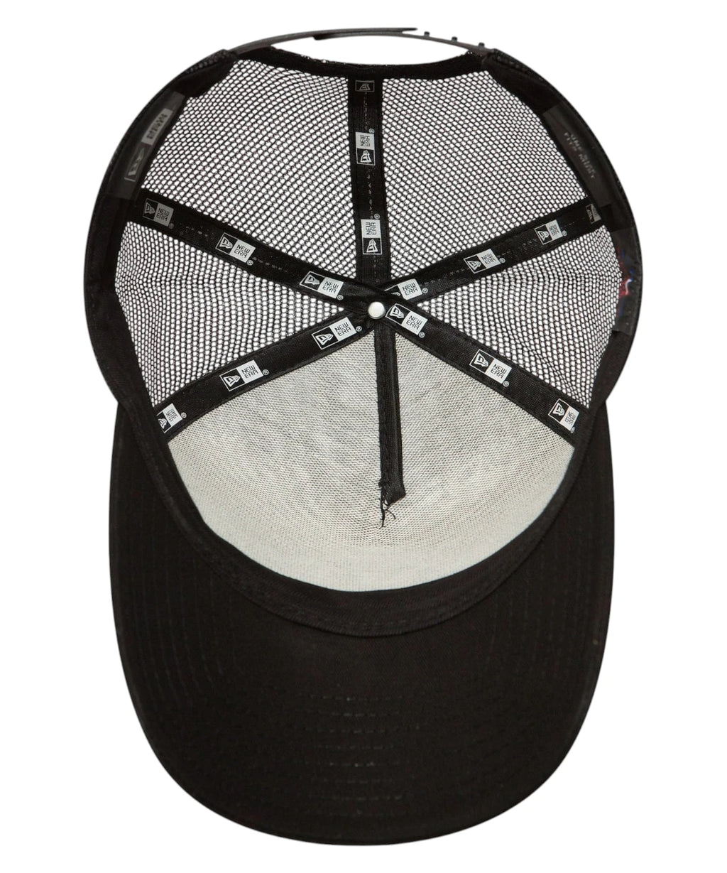 New Era Yankees 9FORTY E-Frame Trucker Hat