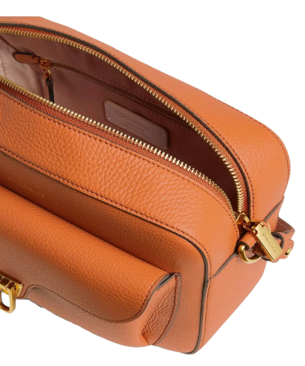Coccinelle Beat Soft schoudertas van leer