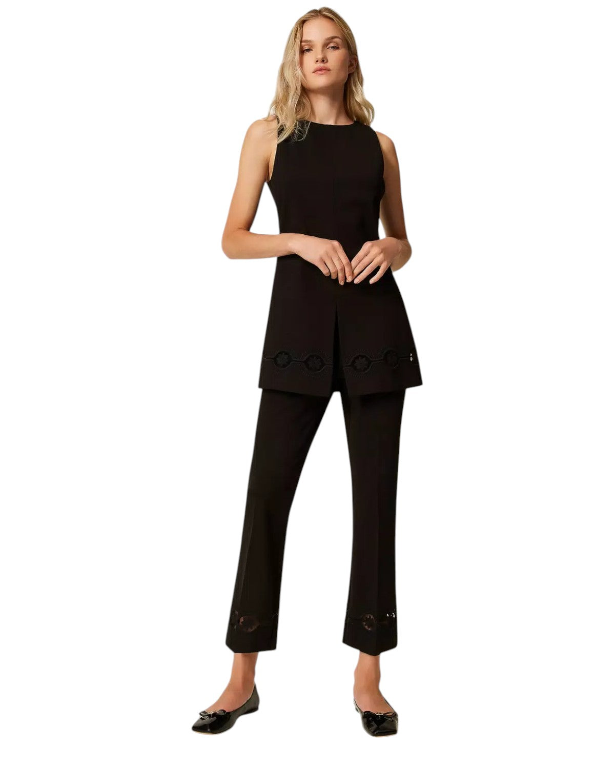Pantaloni a Sigaretta con Ricamo a Fiori-Twinset-Pantaloni-Vittorio Citro Boutique