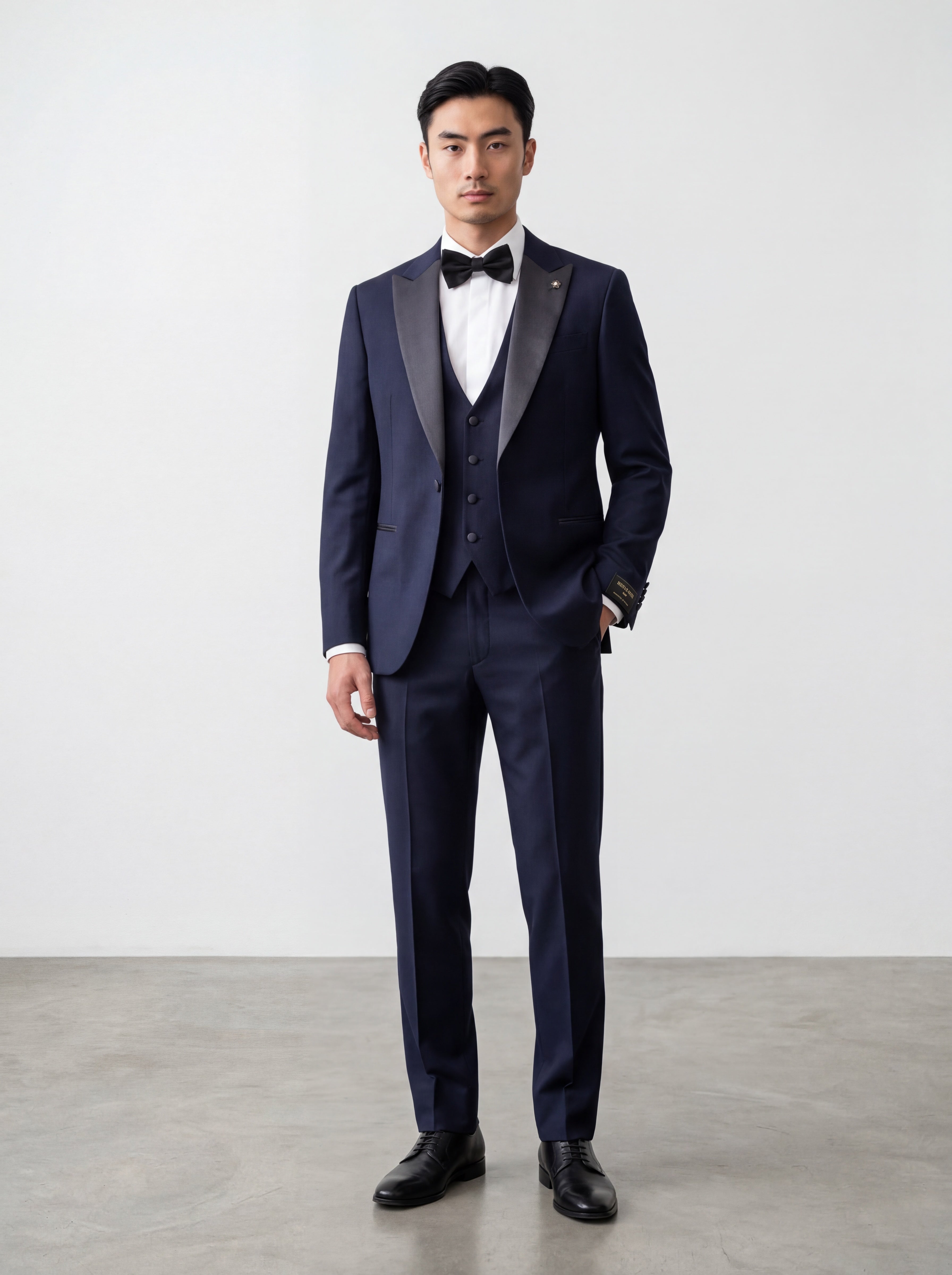 Blauw driedelig smokingpak - elegantie en comfort
