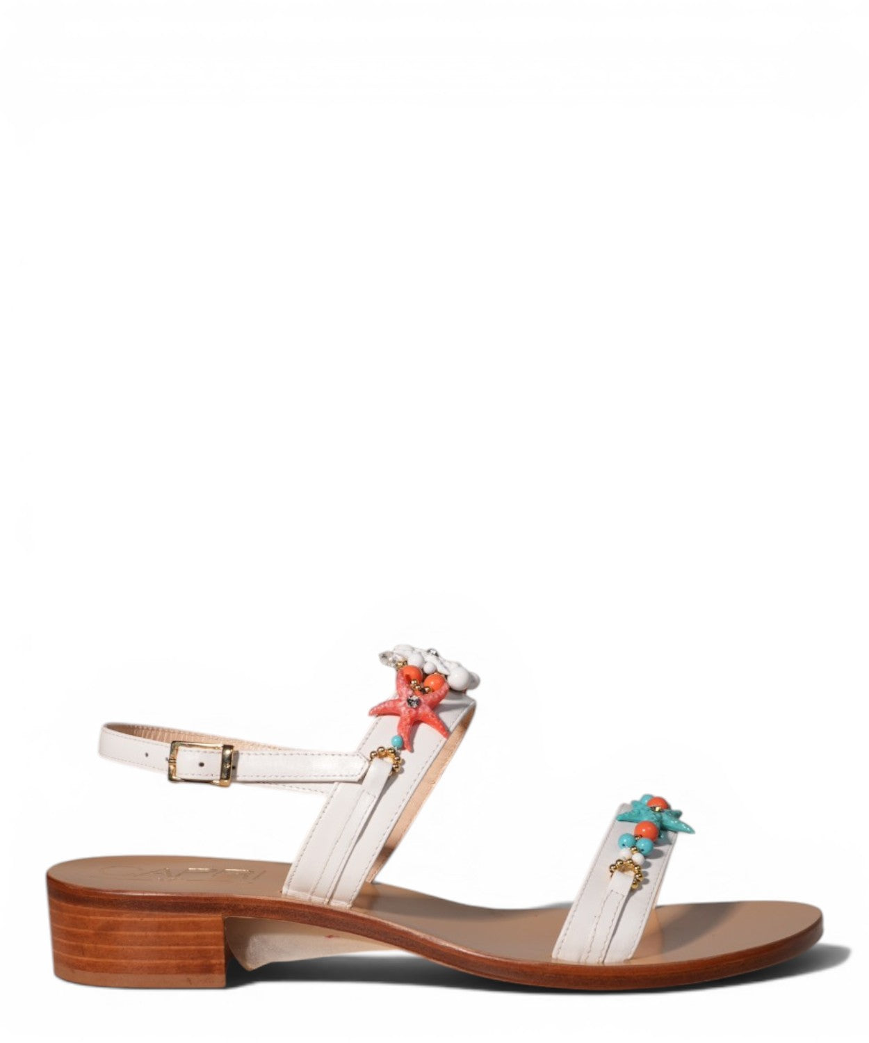 Elegante sandalen met koraalapplicaties voor de zomer