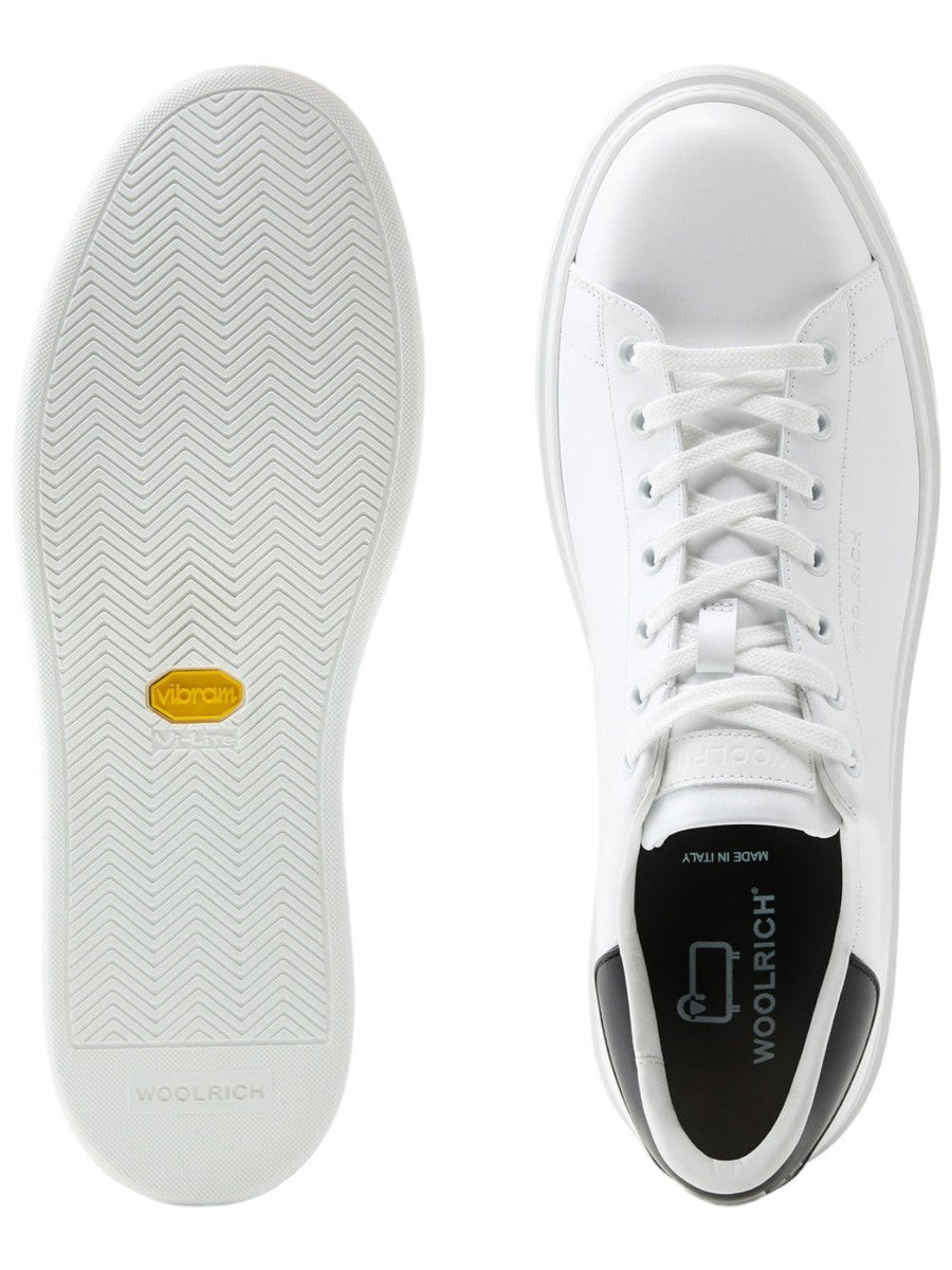 Sneakers Classic Court in pelle con toppa a contrasto-Woolrich-Sneakers-Vittorio Citro Boutique