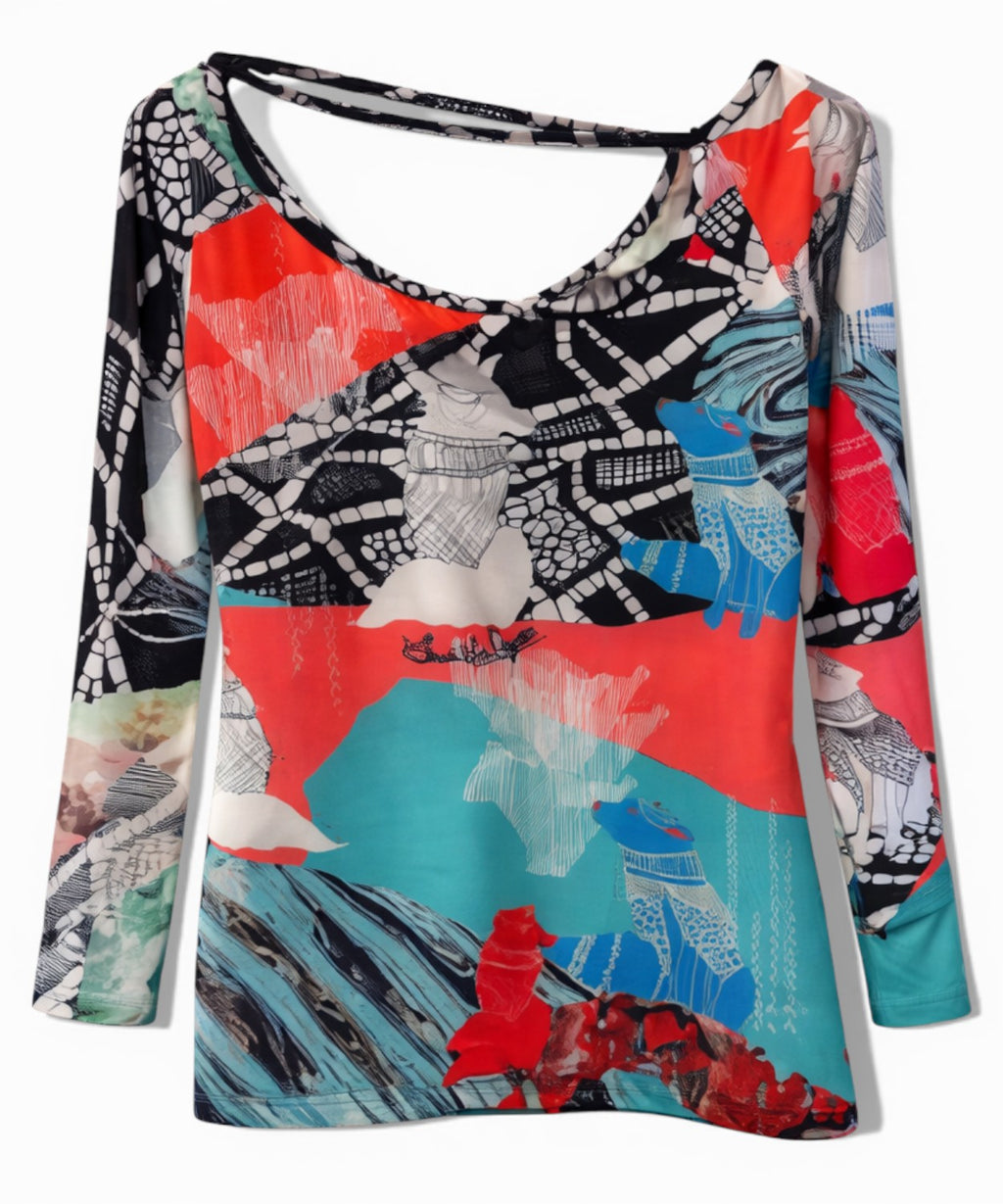 Women's asymmetrical top with neckline and print