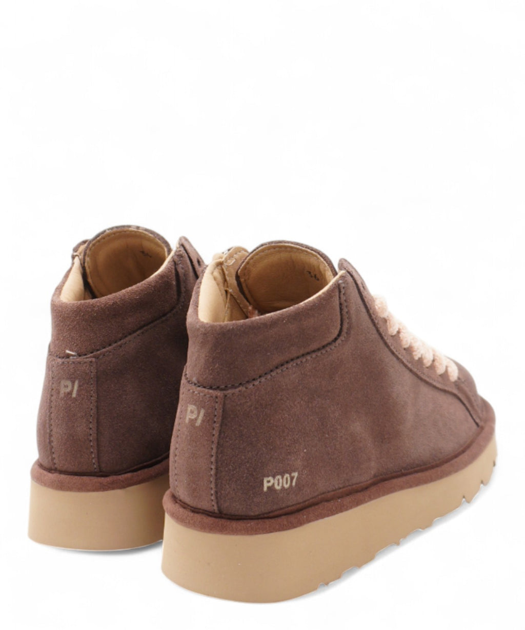 Polacchino P007 en ante con cordones de chenilla rosa cipria