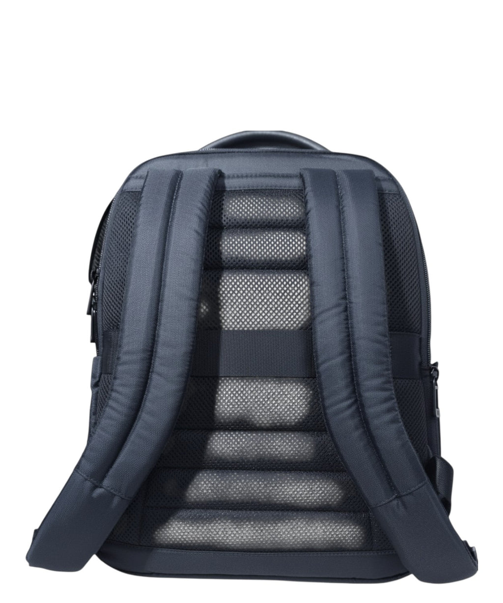 Versatile backpack for 14-inch laptop and iPad