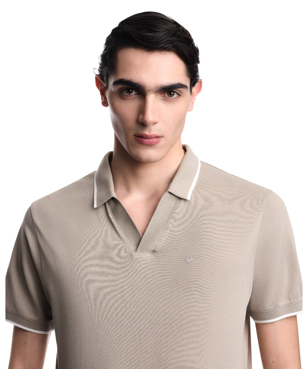 Polo Hombre Piqué de Algodón con Cuello en V