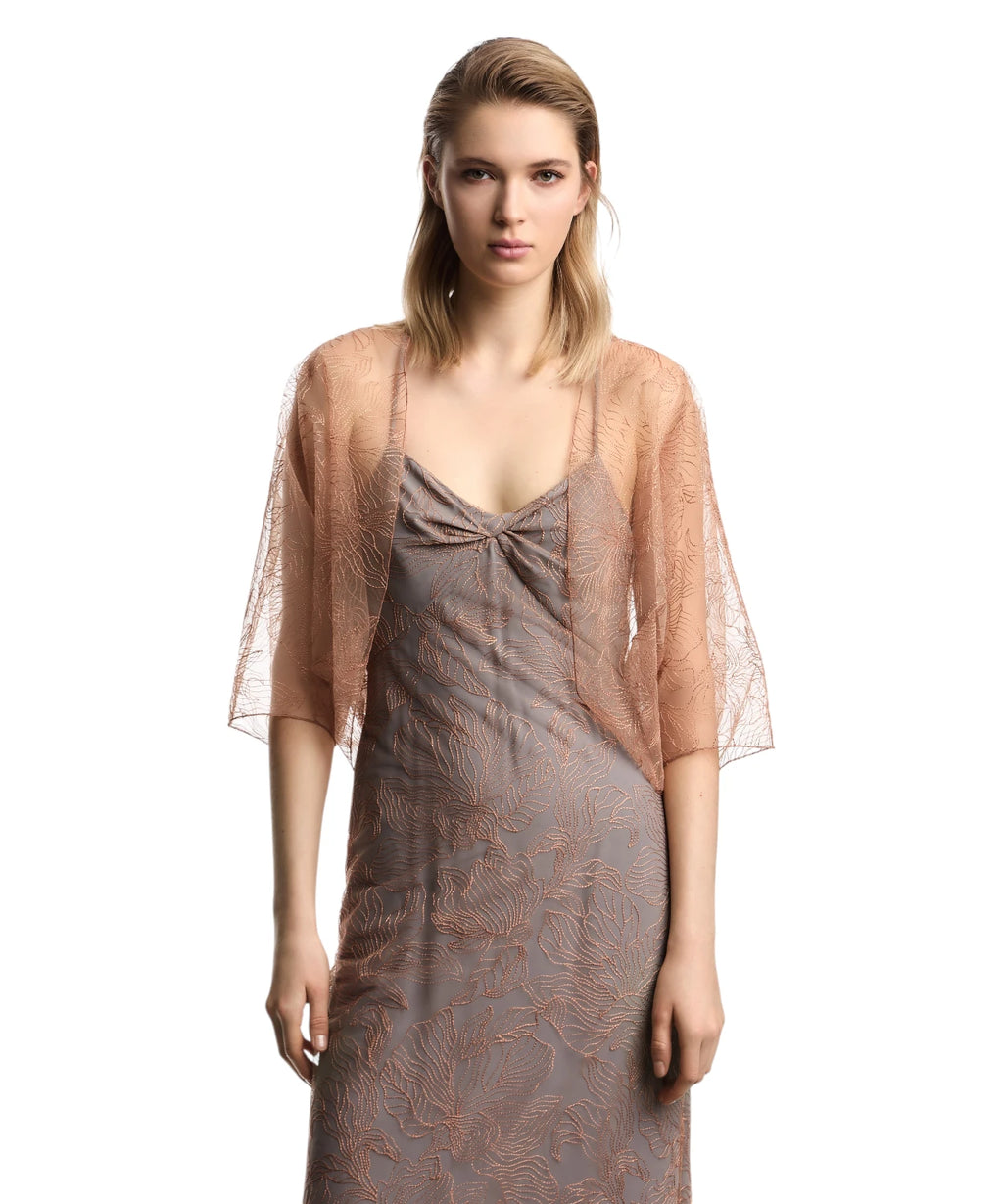 Emporio Armani Mantella i broderet tyl - elegance og stil