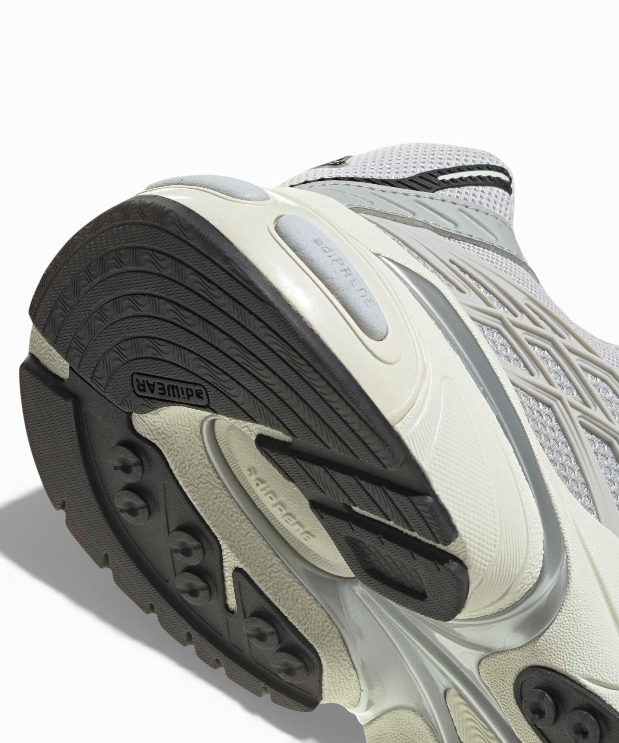 Adidas Adistar XLG 2.0 Sneakers per Comfort e Stile