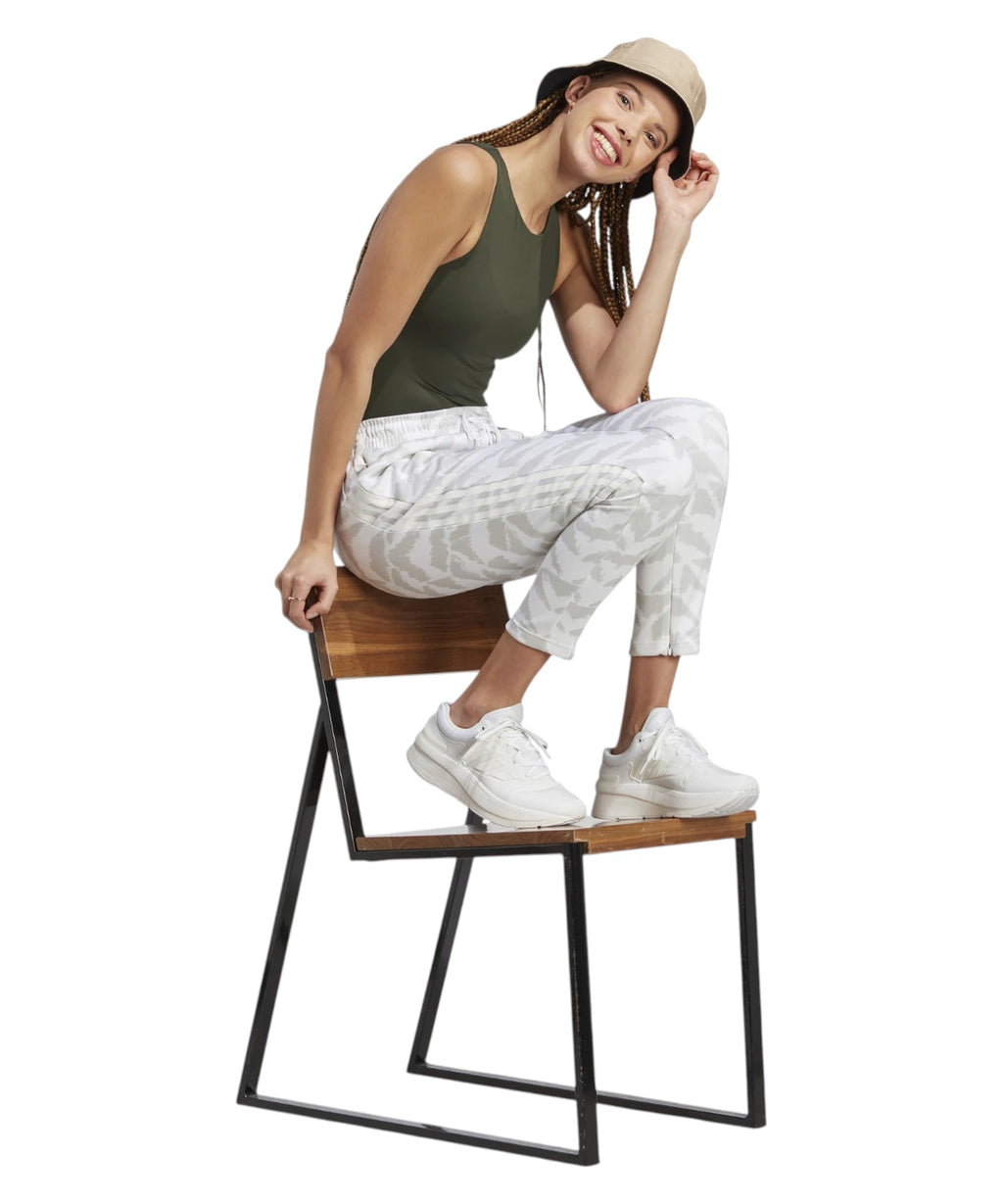 Spodnie sportowe adidas Tiro Suit Up Lifestyle