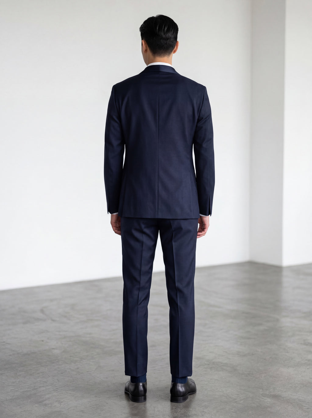 Blauw driedelig smokingpak - elegantie en comfort