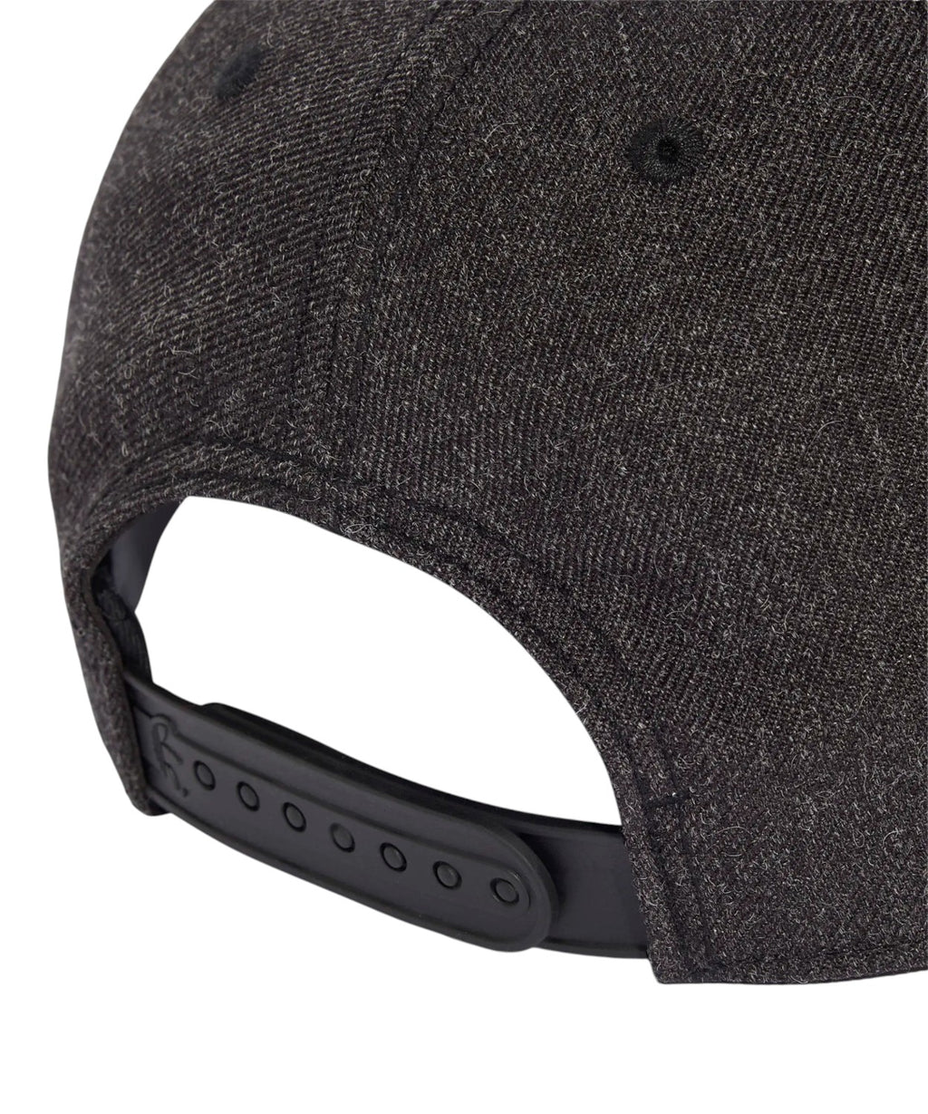 adidas Originals Rhinestone kasket til streetwear-stil