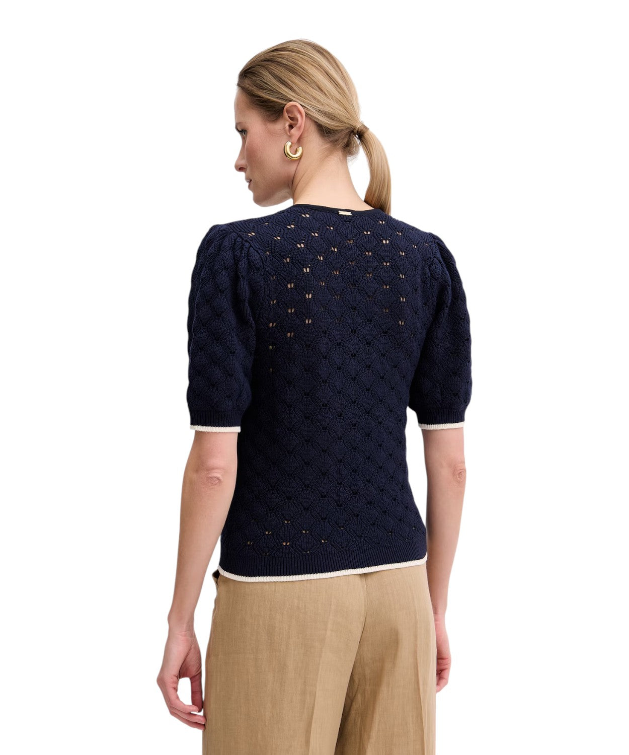 Twinset Cotton T-shirt for Elegance and Comfort
