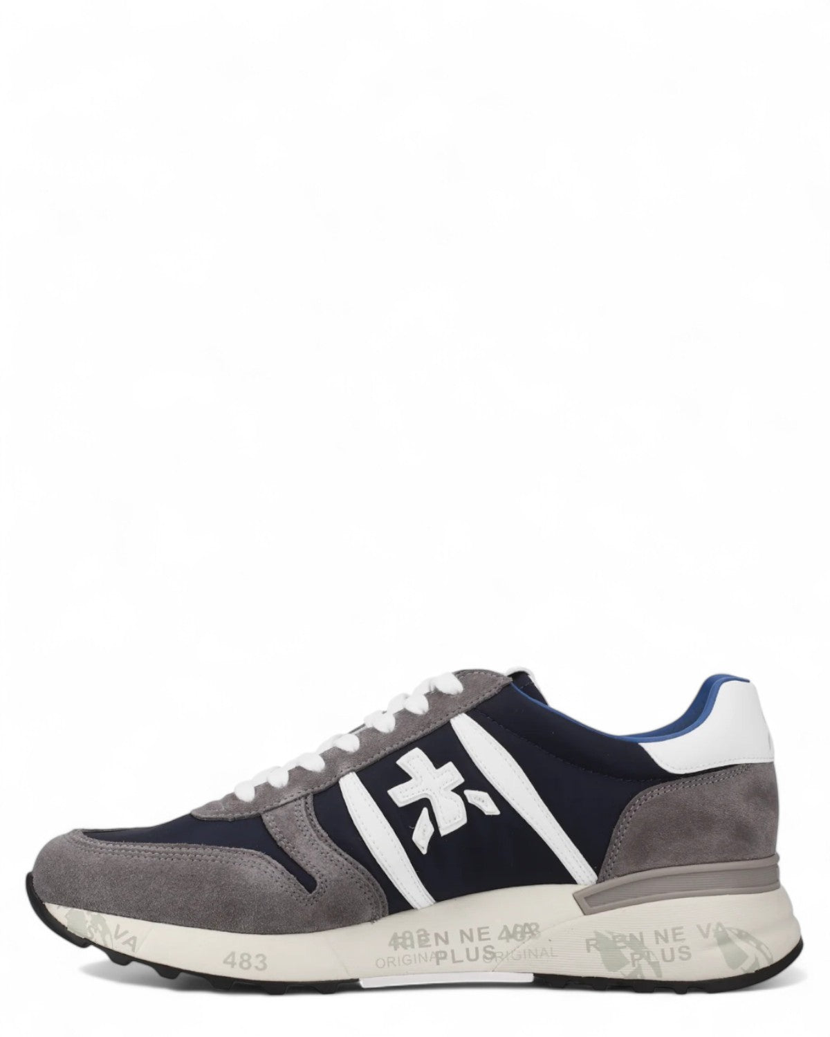 Profilo laterale delle Sneakers Lander 7203, tomaia in pelle scamosciata e nylon, suola con scritte decorative, stile urbano e moderno.