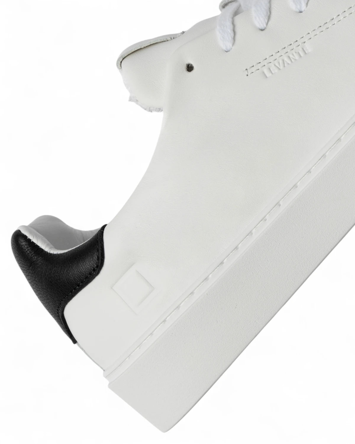 Sneakers Levante Calf Bianco-Nero-D.A.T.E.-Sneakers-Vittorio Citro Boutique