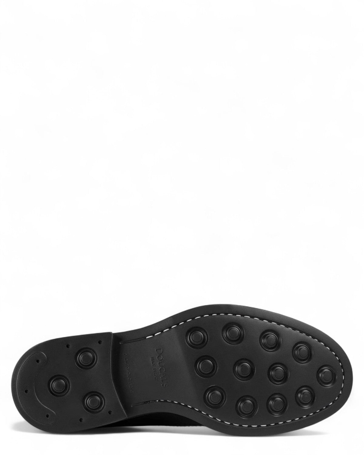 Suola in gomma antiscivolo della stringata pelle nera coda di rondine, ideale per comfort e stabilità durante la stagione FW26.
