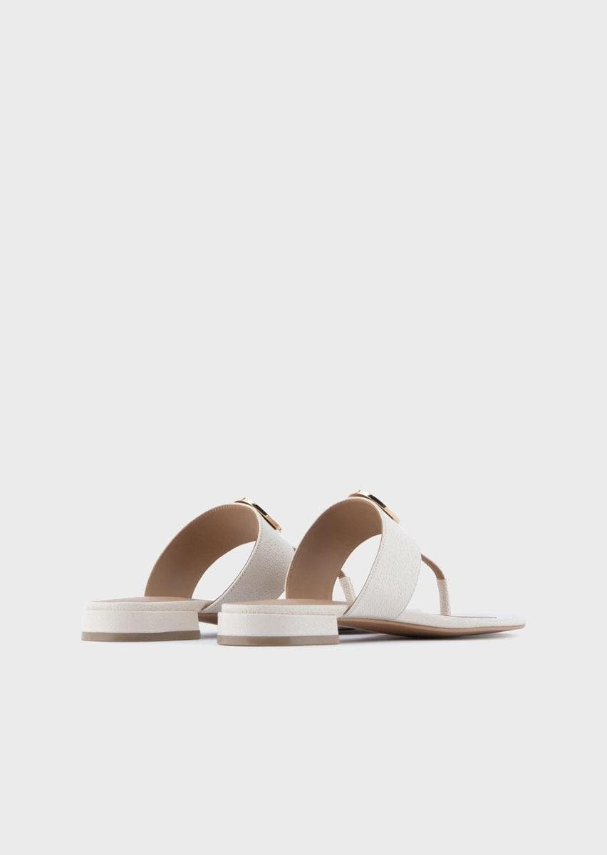 EMPORIO ARMANI - Sandali infradito in pelle con medaglia logata - Vittorio Citro Boutique